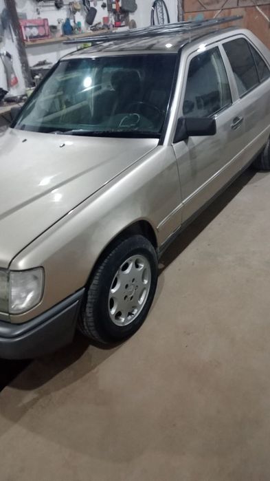 Mercedes-Benz e124