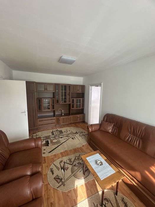 Apartament de închiriat