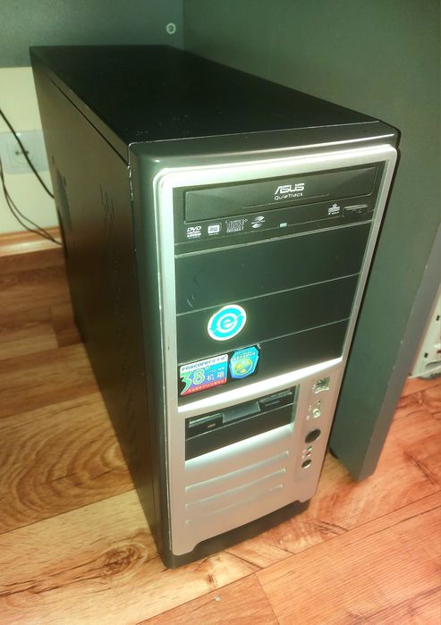 Продам игровой компьютер i7 2600/rx 470 4gb