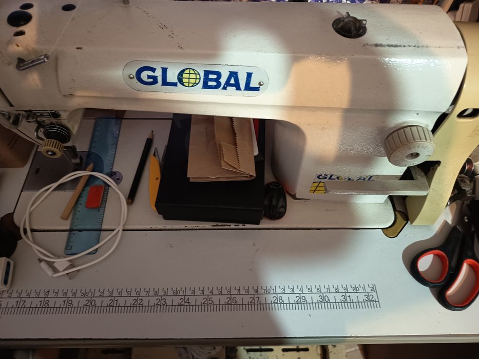 Mașină cusut industriala