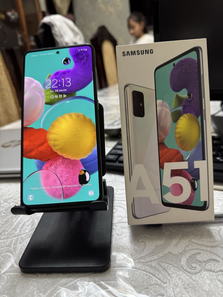 Samsung A51 sotiladi.