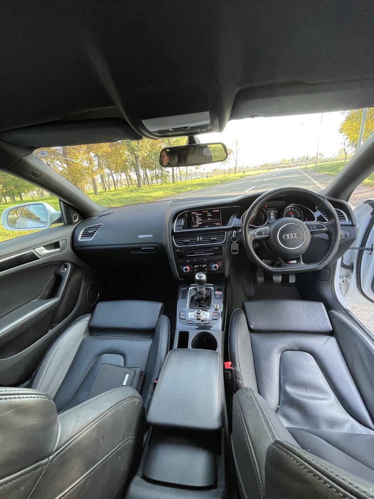 Dezmembrez Audi A5 Sline 2.0 TFSI CDN rotor 19” bot portiera sline B&O