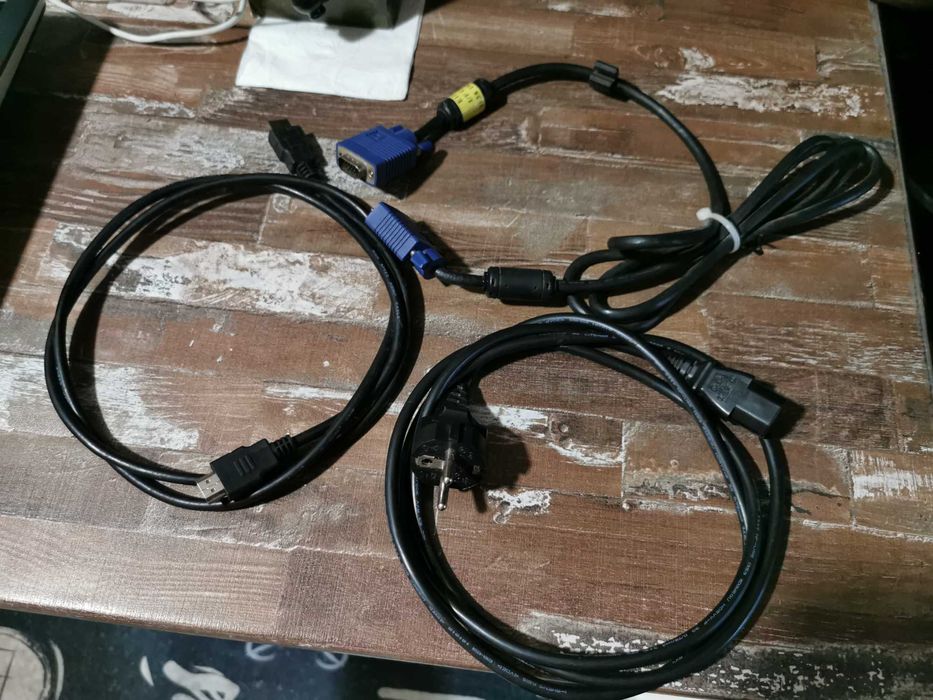 PC Дисплей/Монитор HP EliteDisplay E232