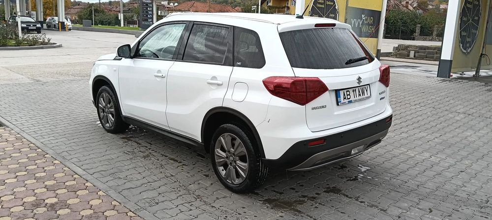 Suzuki Vitara Suzuki Vitara Hybrid
