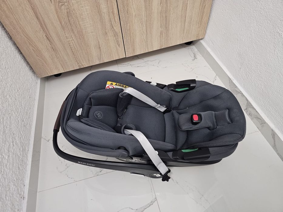 Scaun auto tip scoică pentru copii Maxi Cosi