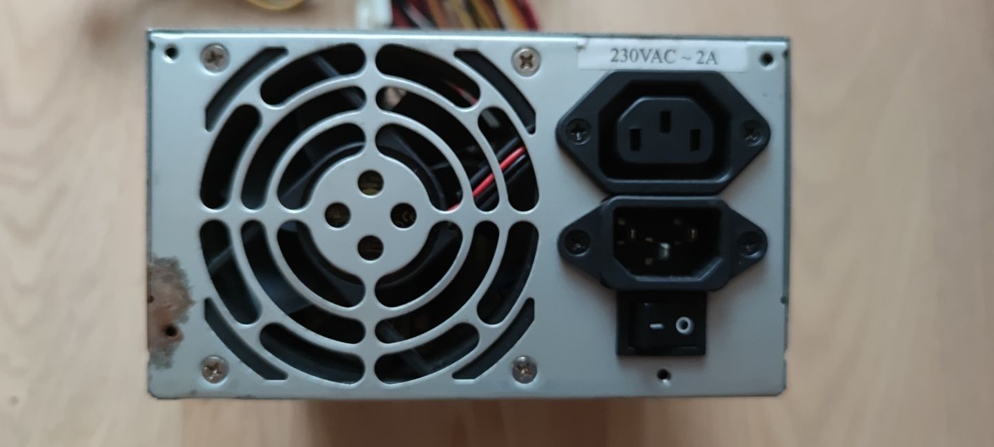 Ново захранване за сървър 250W FSP {FSP250-60GTV}