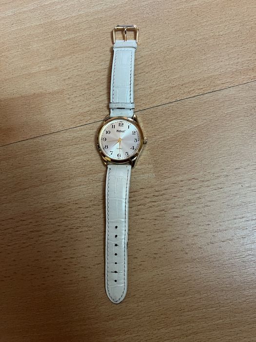 Дамски часовник Mebus
