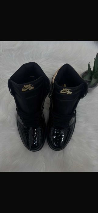 Jordan 1 high og gold