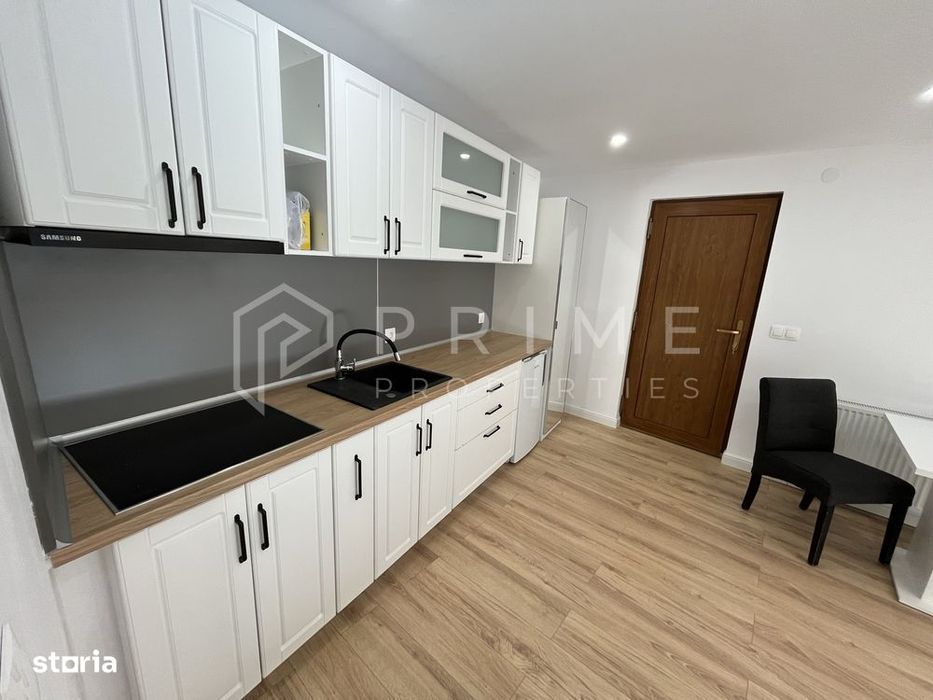 Casă ultracentrală de vânzare. 5 apartamente. Investitie