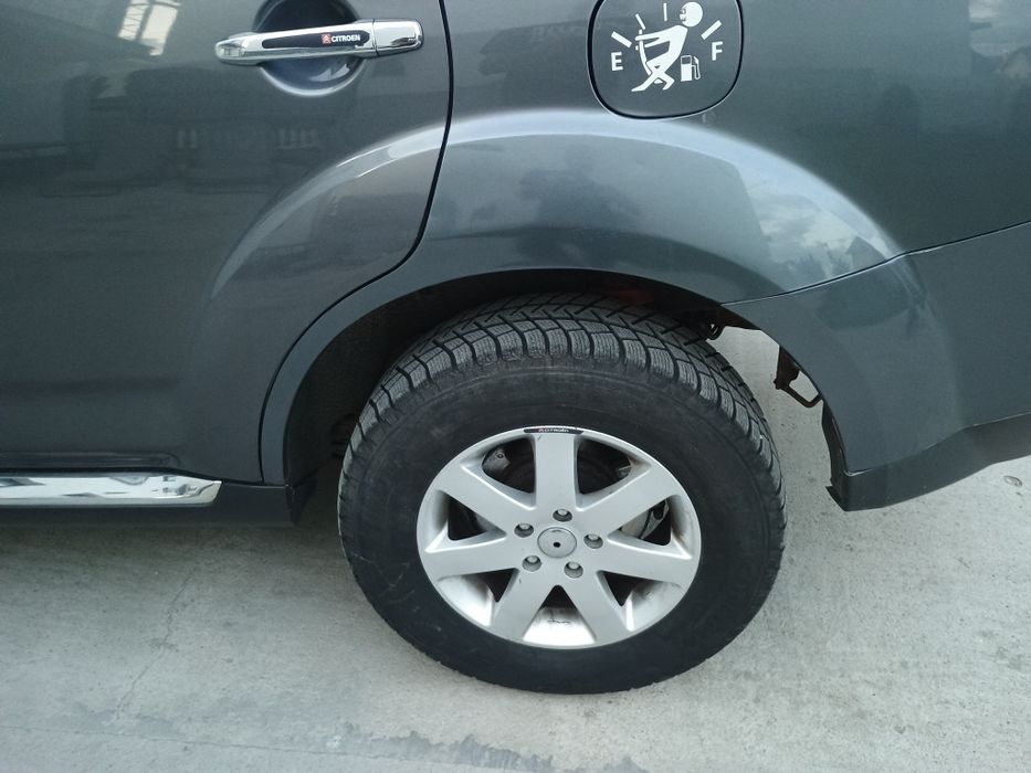 Vând schimb Citroen c-crosser, 2008, 7 locuri, soft și înălțătoare.