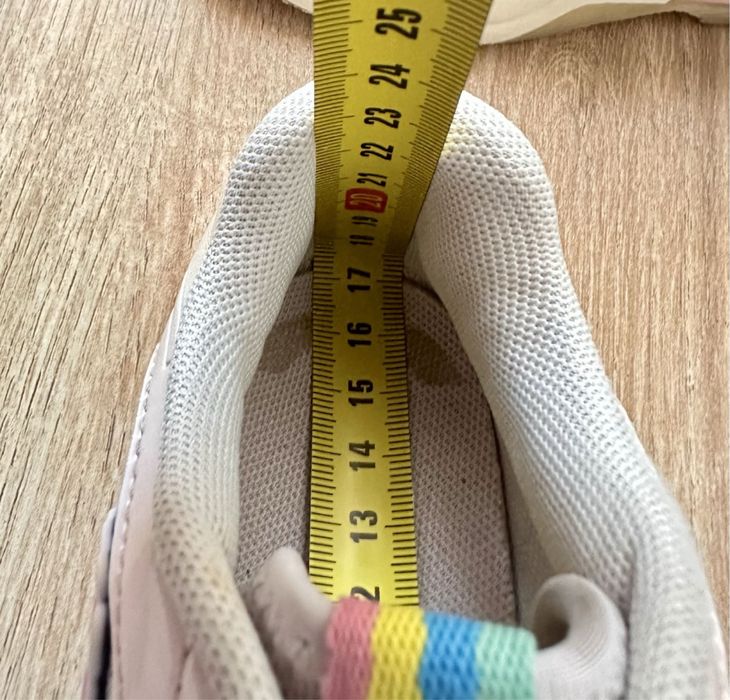 Adidasi fete/tenesi zara, marimea 27