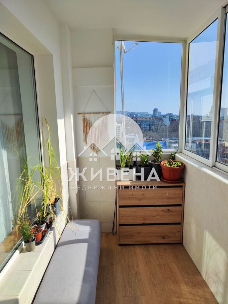 Продава се Тристаен апартамент в Варна, Център - 120 кв.м за 2284 €/кв.м - Снимка #8
