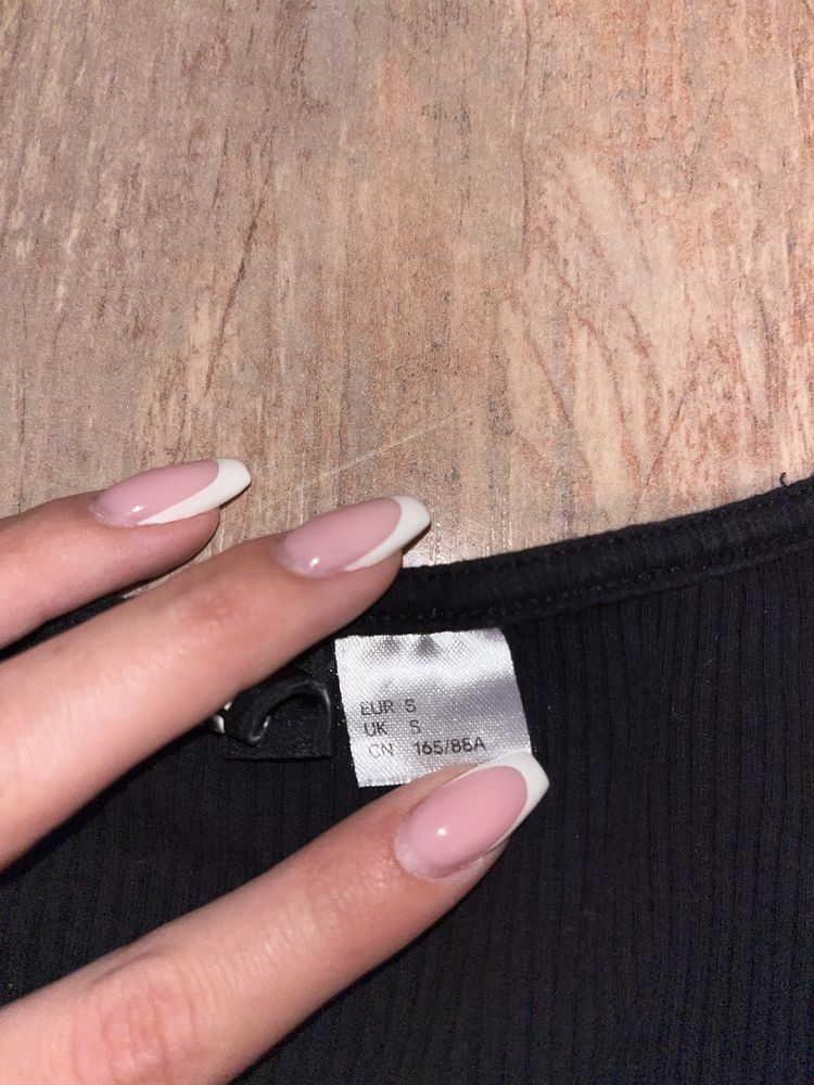 H&M черен топ