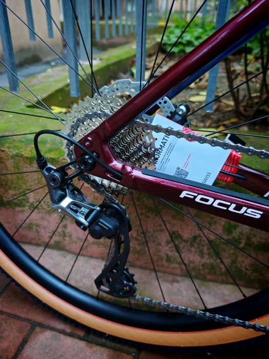 Bicicleta cursiera ciclocros gravel Focus Atlas 6.8 size M GRX 2025