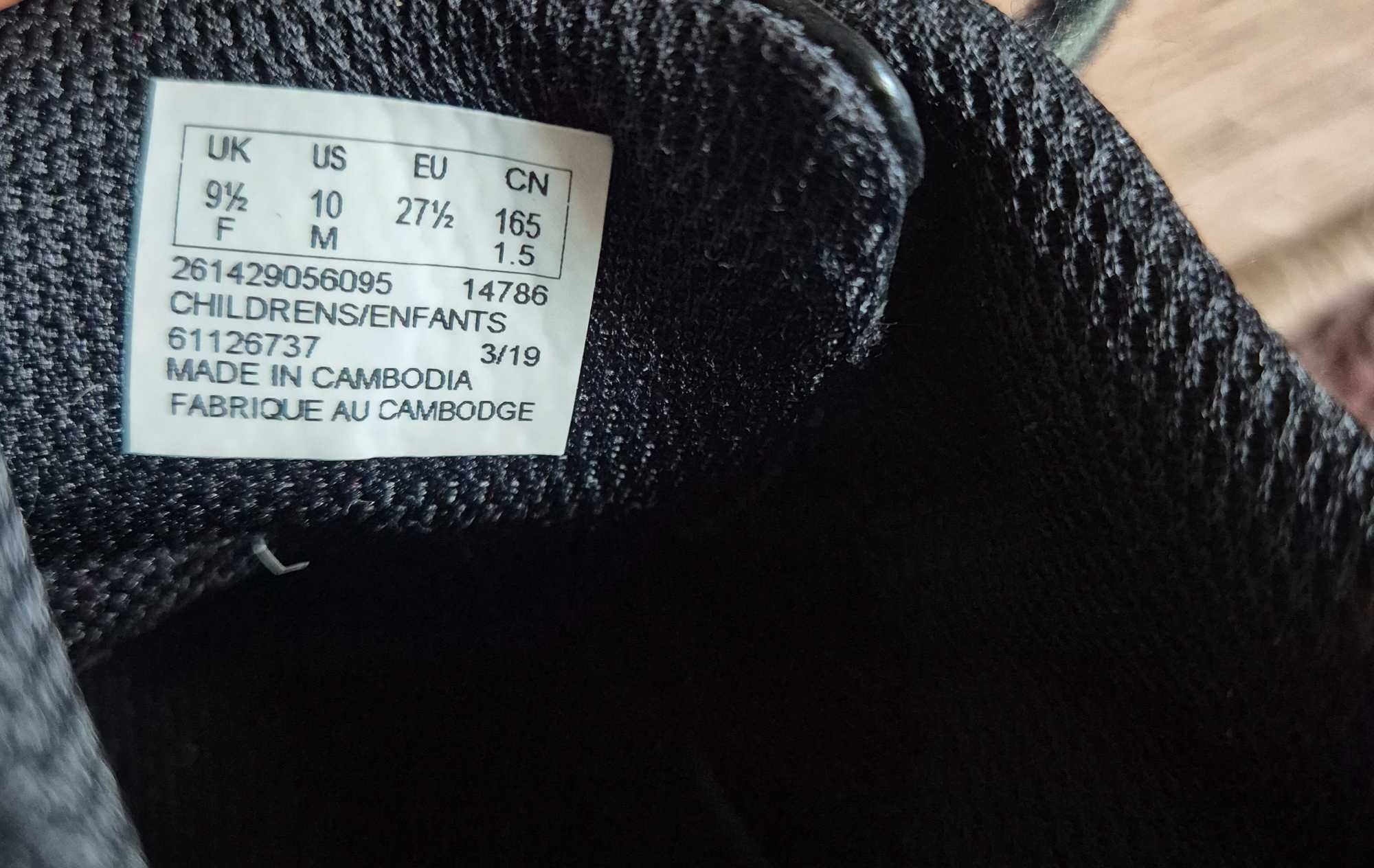 Clarks обувки за момче