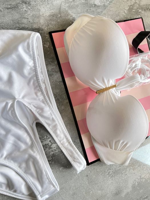 Бански Victoria Secret 32B