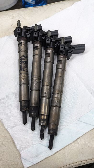 Injectoare audi vw skoda 2.0 tdi CBA reconditionate