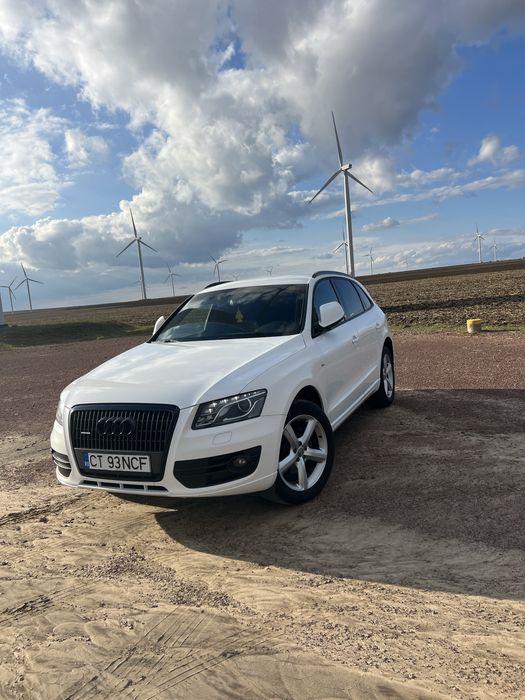 Audi Q5 S-line 2.0 TDI