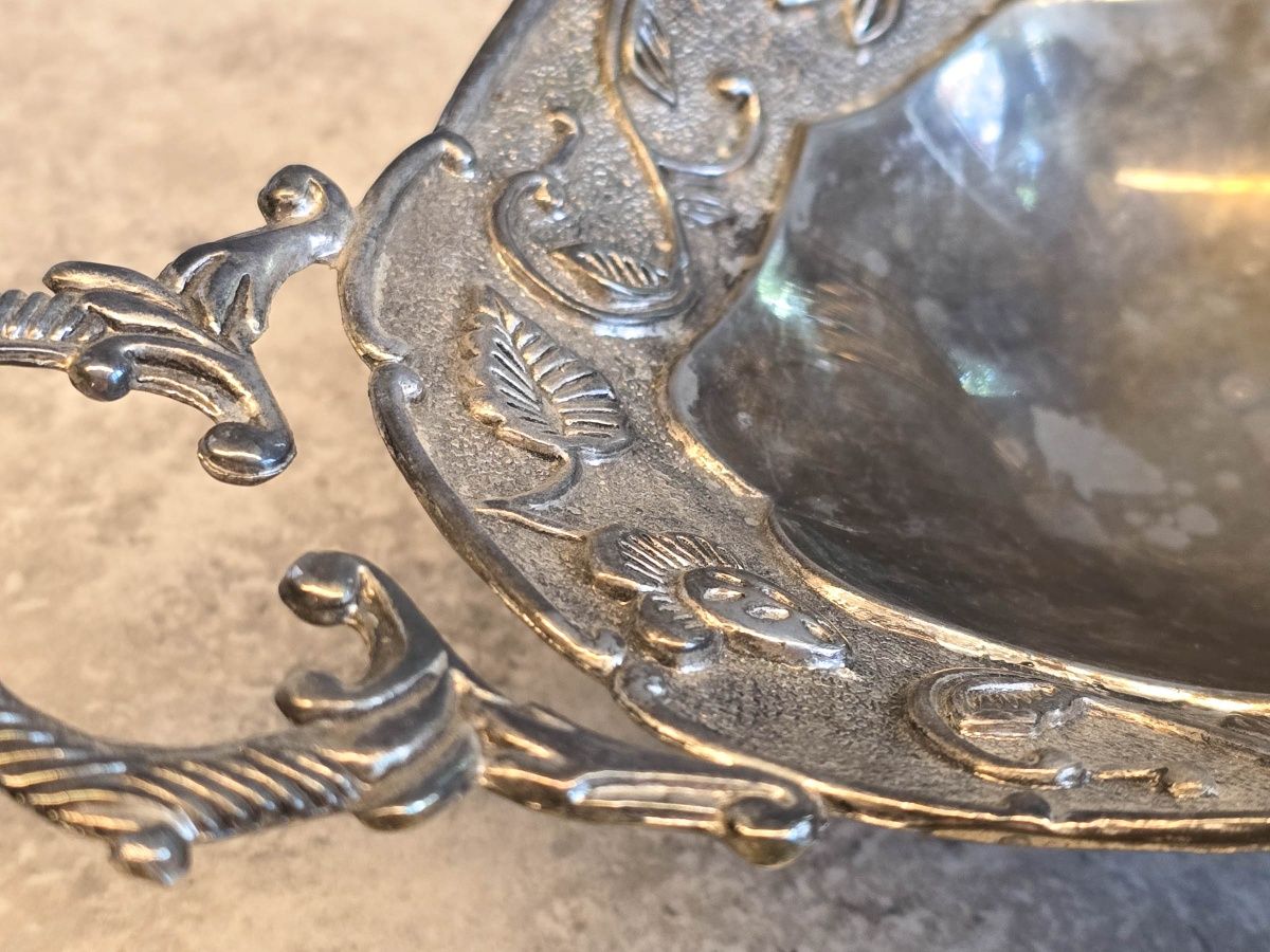 Винтидж посребрена чиния Studio Silversmiths с флорални шарки
