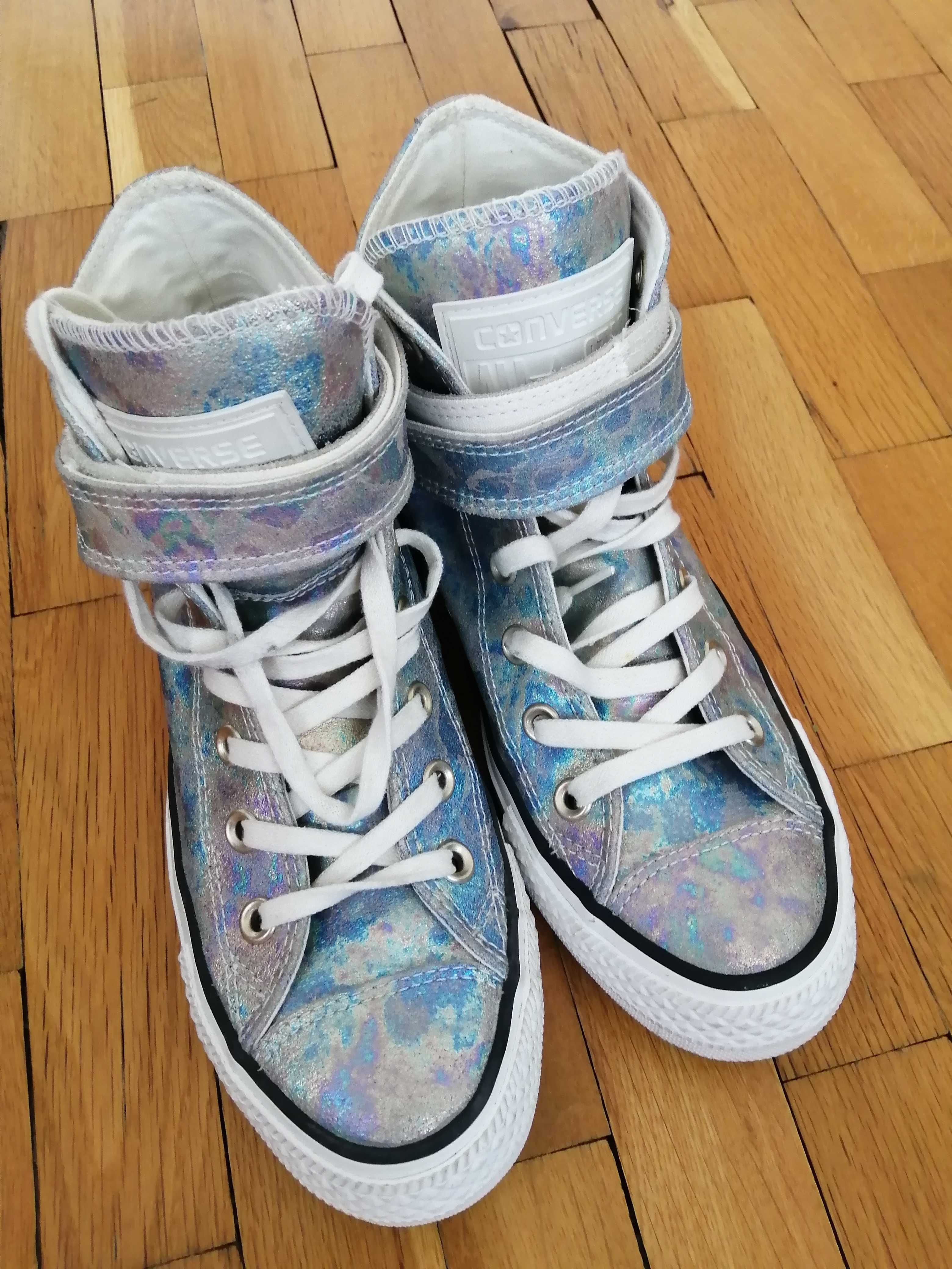 Converse high tops холограмни и неоново оранжево