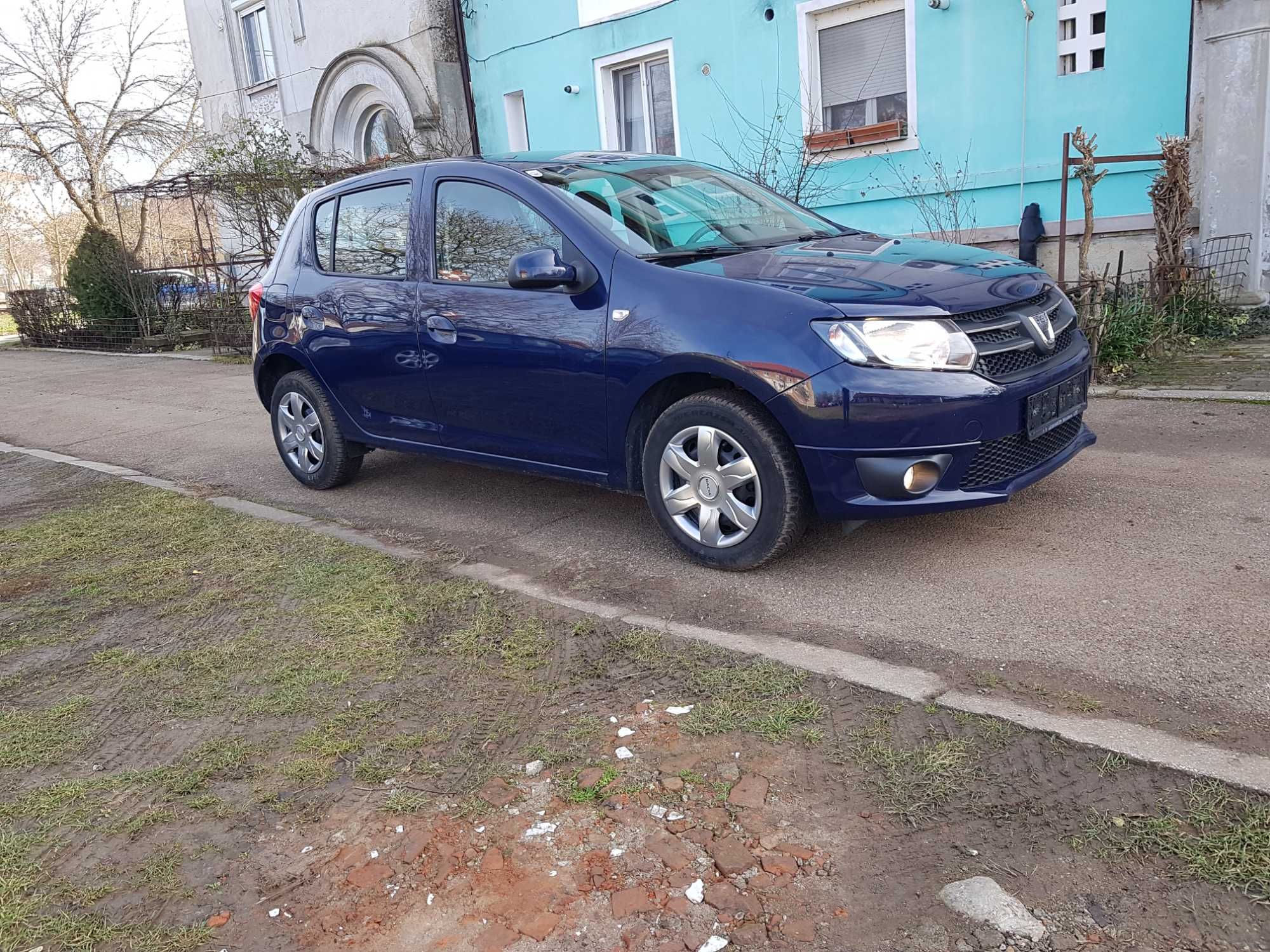 Vand Dacia Sandero 1. 2 benzina, 75 cp, clima 128400 km, an 06, 2015