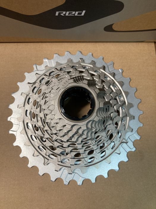 Caseta pinioane SRAM RED XG-1290-E1 + Lant Sram Force Flattop