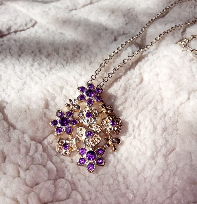 Серебряная цепочка с кулоном