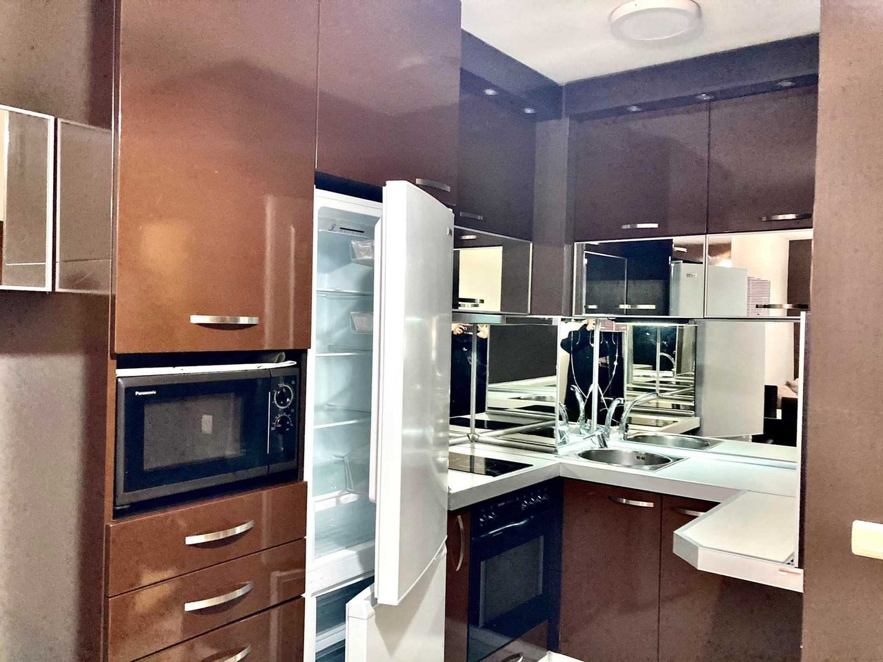 Дава се под наем Двустаен апартамент в Бургас, Зорница - 65 кв.м за 475 € - Снимка #2