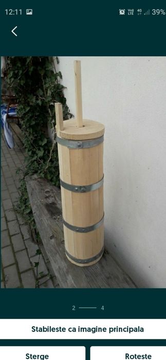 Putinei din lemn.