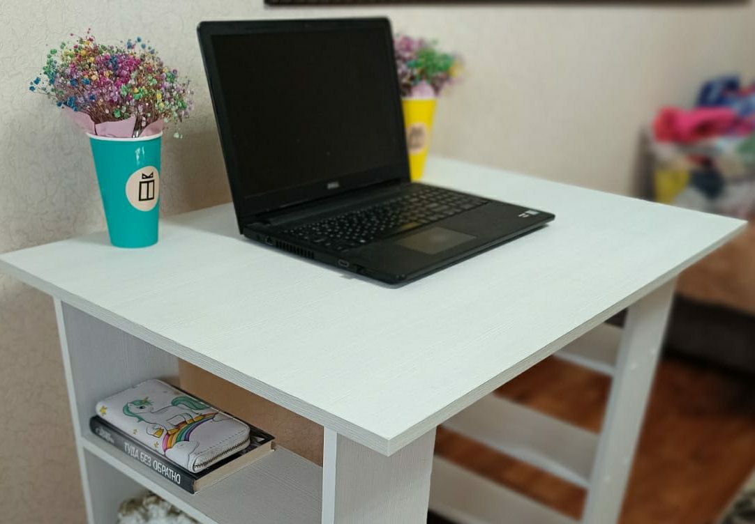 Стол письменный, (в наличии) стол для ноутбука на заказ