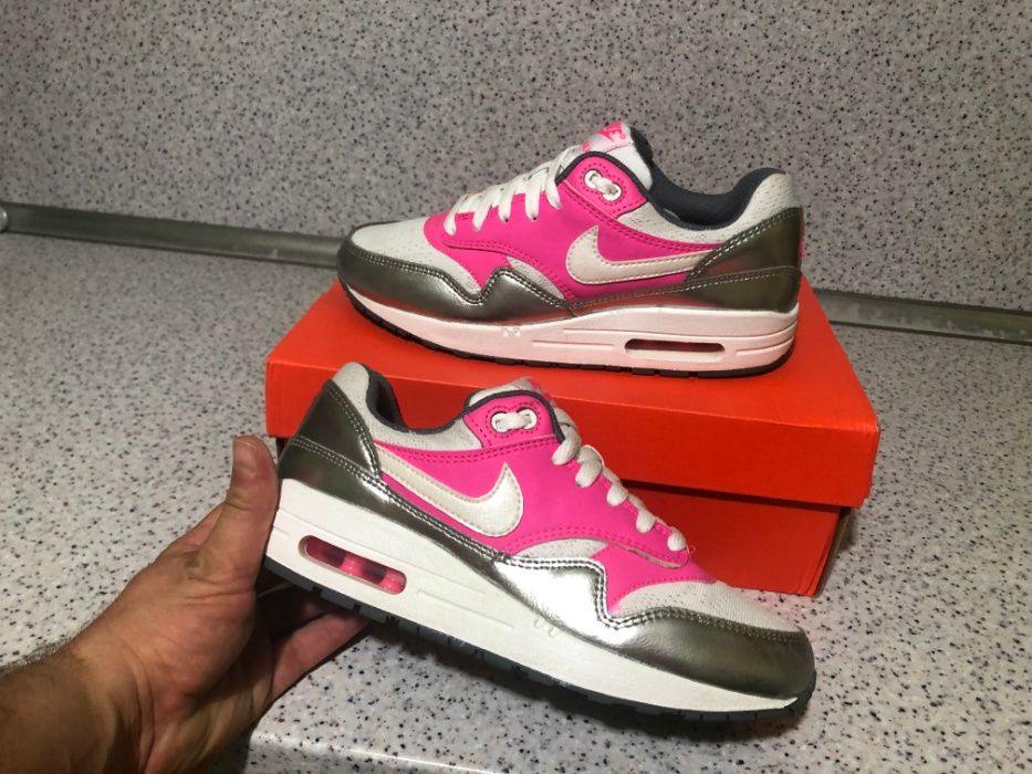 ОРИГИНАЛНИ *** Nike Air Max 1 / White / Pink Pow