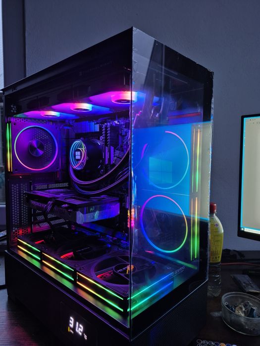 PC Gaming Ultra  i5-14600K + RTX 5060 Ti / 32GB RAM / SSD 1TB  WiFi