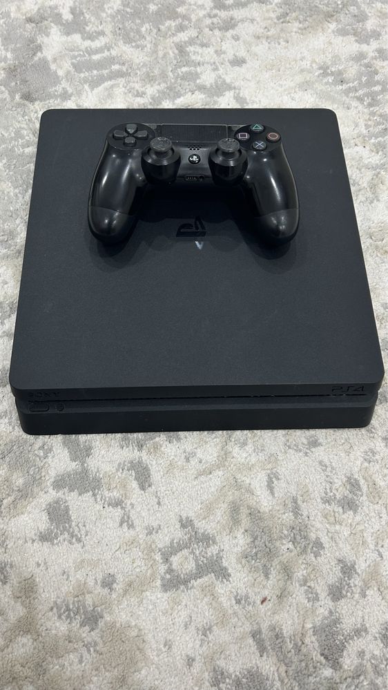 Продам PS4