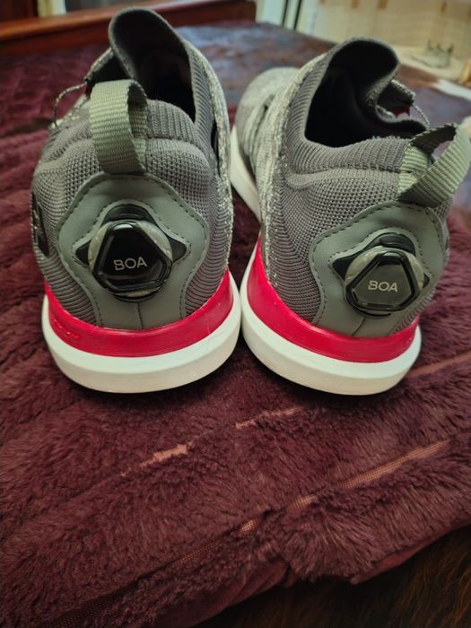 Обувки(маратонки )за голф