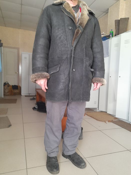 Дубленка б/у в хорошем состоянии.