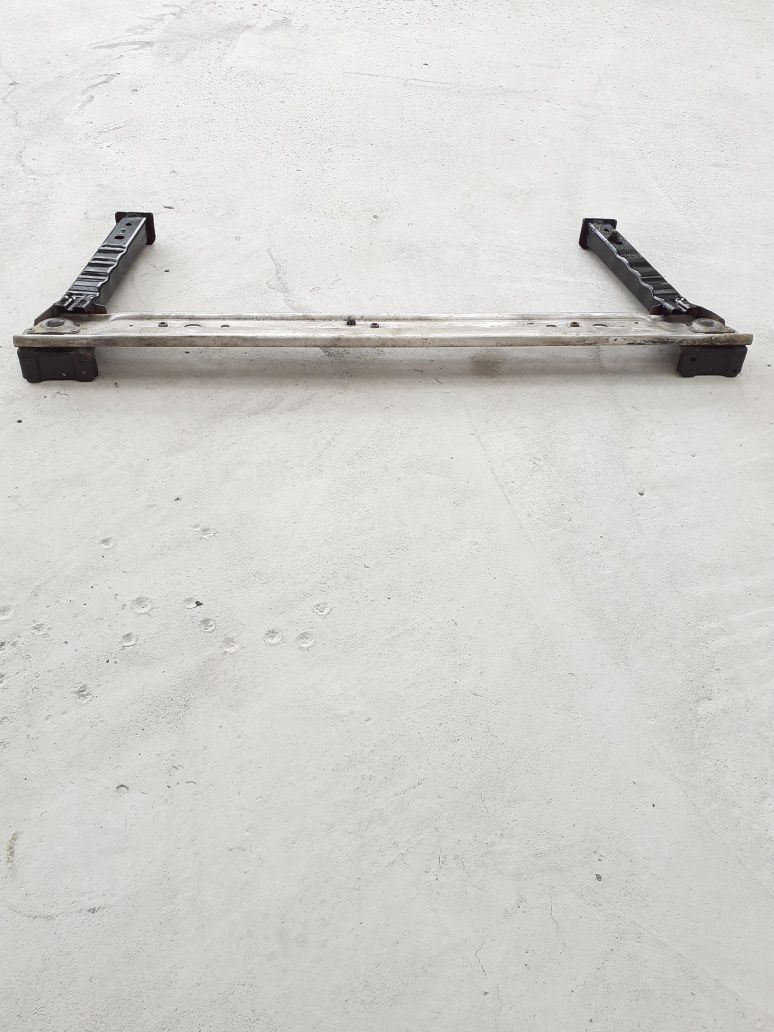 Semi Punte Fata Suport Radiatoare Trager Renault Megane 3 1.5 Dci