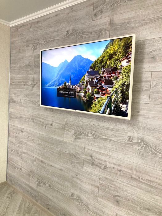 Продам 1 ком студию 43 кв Достык Молл( центр)