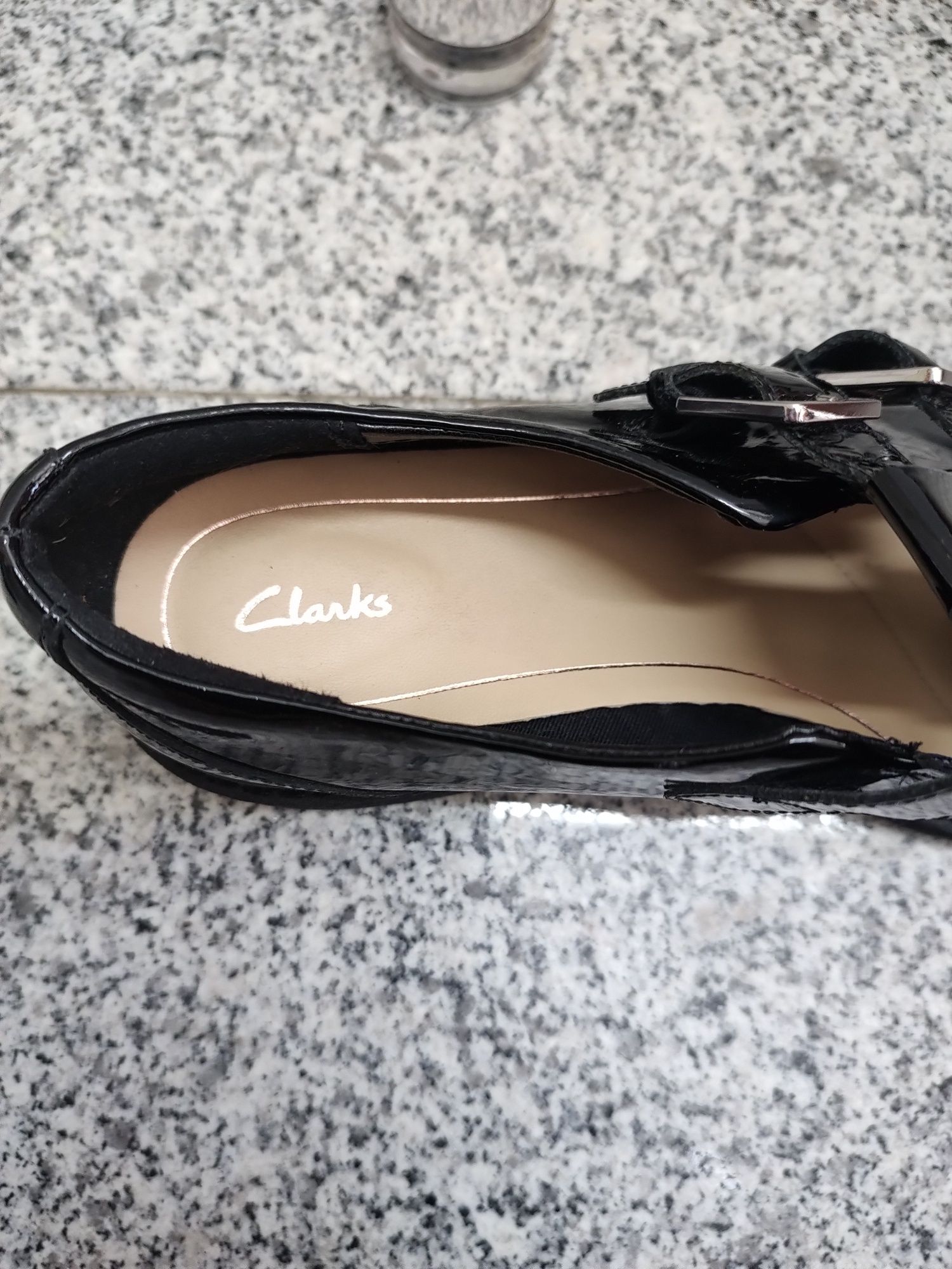 Clarks Alexa Agnes лачени обувки 40 номер