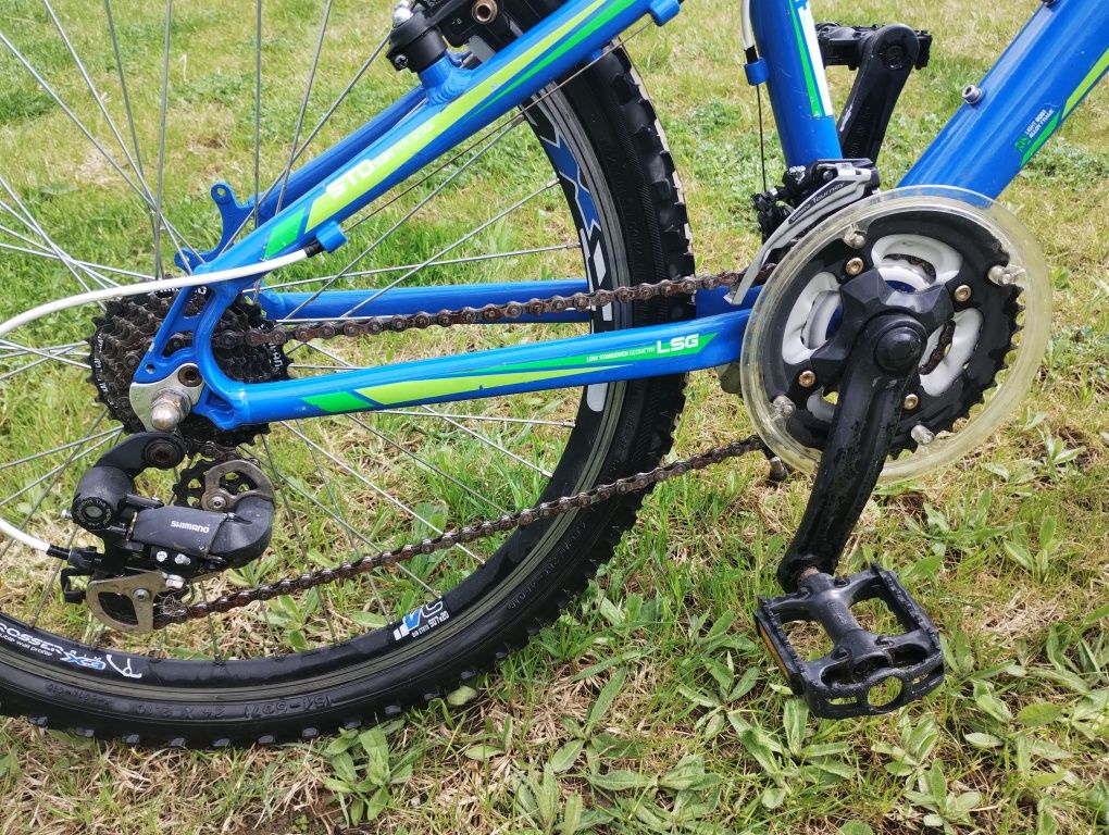 Vând bicicleta Cross Junior,24''