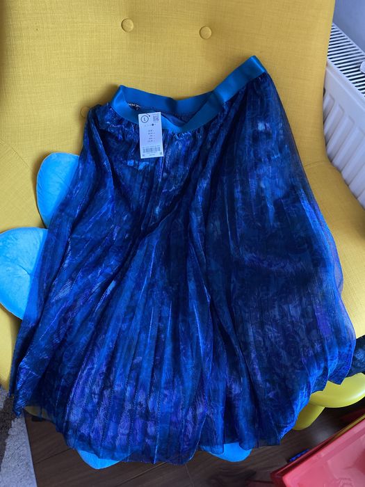 Fusta si bluza Orsay marimea L