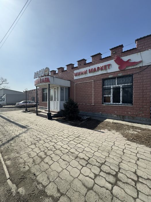 Продам коммерческие помещения п.Меновное.Магазин,парикмахерская,СТО