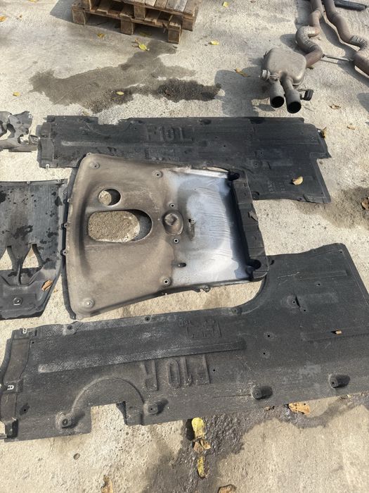 Кори под двигател скоростна кутия bmw m5 f10 m6 f06 бмв м5 ф10 м6 кори