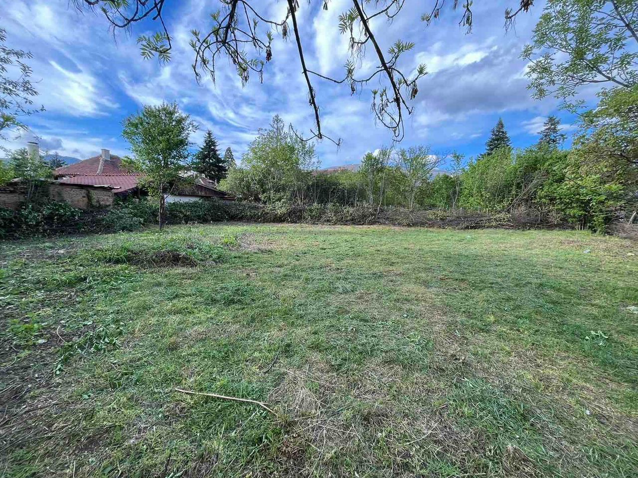Продава се Парцел в Пирдоп - 600 кв.м за 75 €/кв.м - Снимка #4