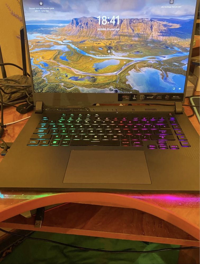 Laptop Gaming ASUS ROG STRIX G15