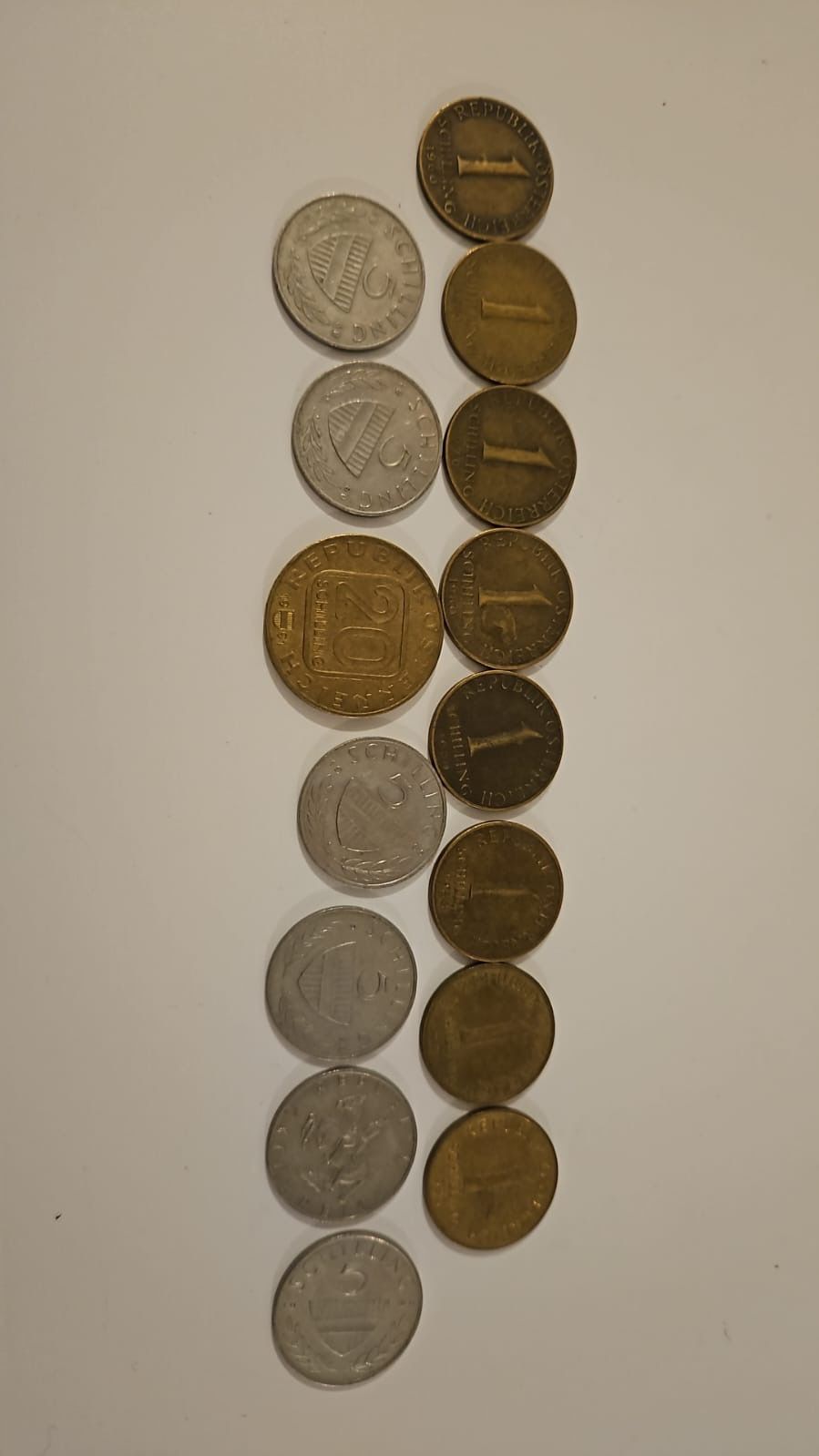 Monede de vanzare