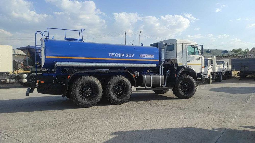 Продаётся автоцистерны водовоз КАМАЗ 43118 вездеход 6х6 10 куб