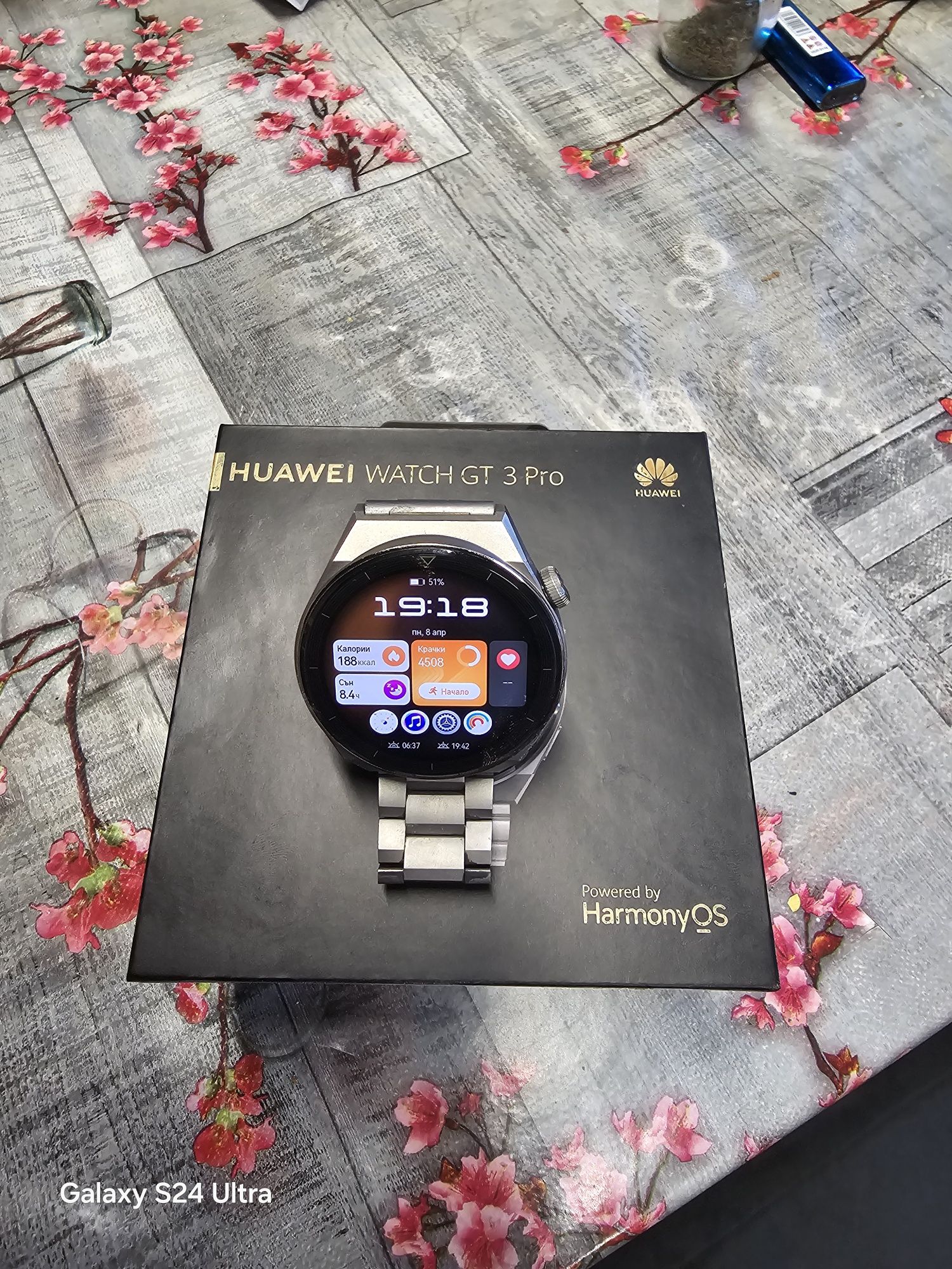 Продавам Huawei Gt3 pro Titan