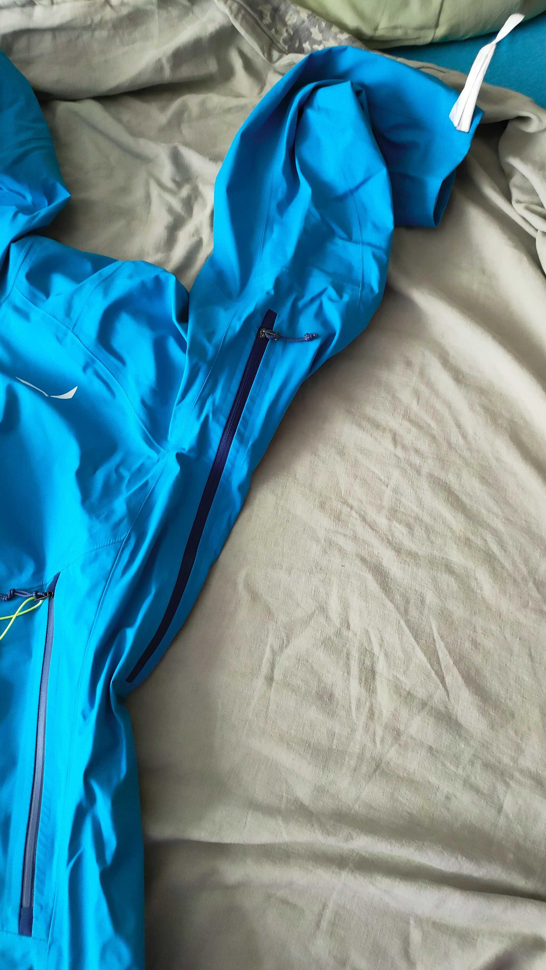 Дамско яке туризъм windstopper Salewa размер М