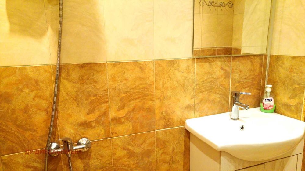 Дава под Наем 3-СТАЕН
град София, Сухата река
ул. Тодорини кукли