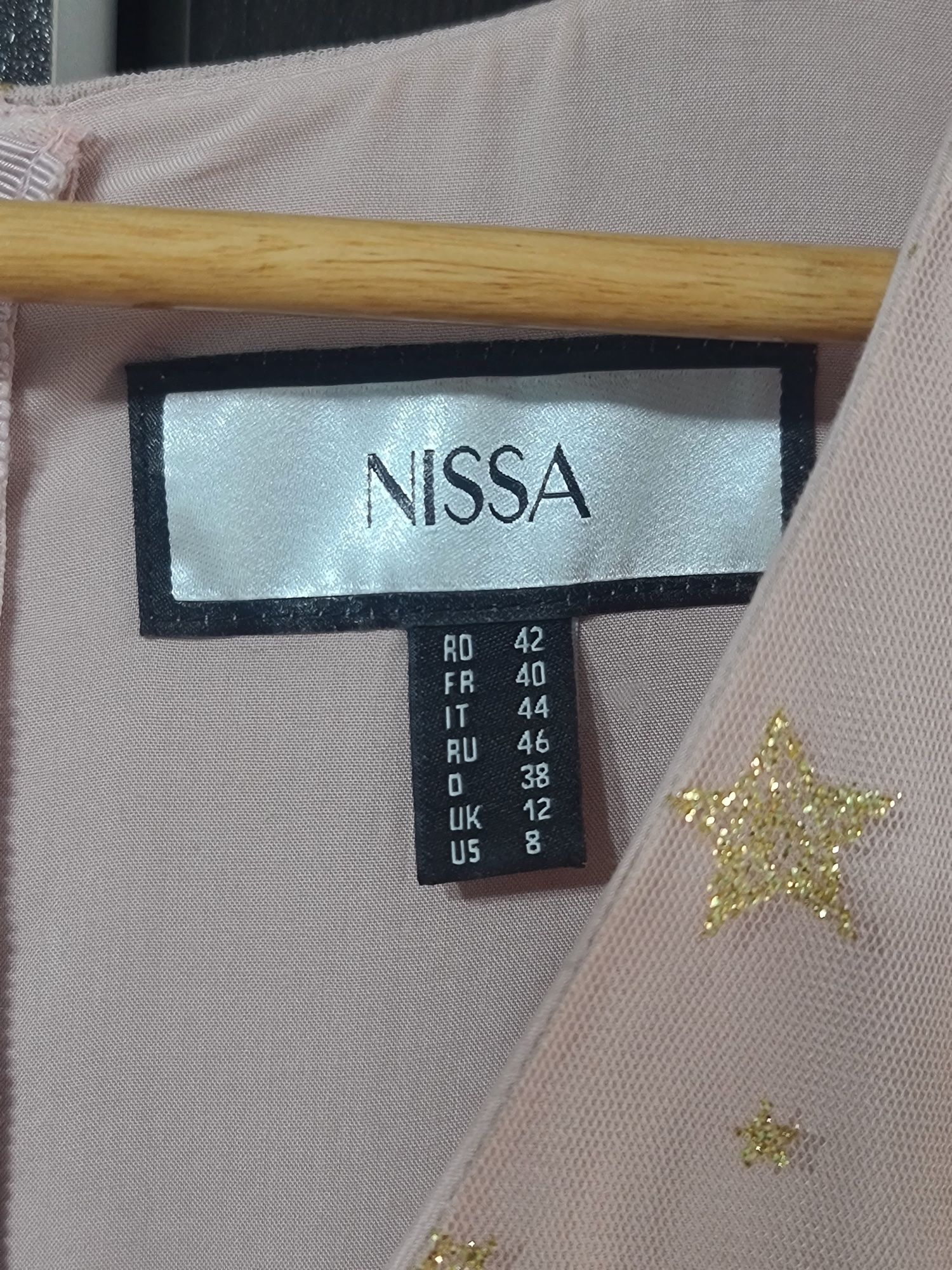 Vând rochie NISSA